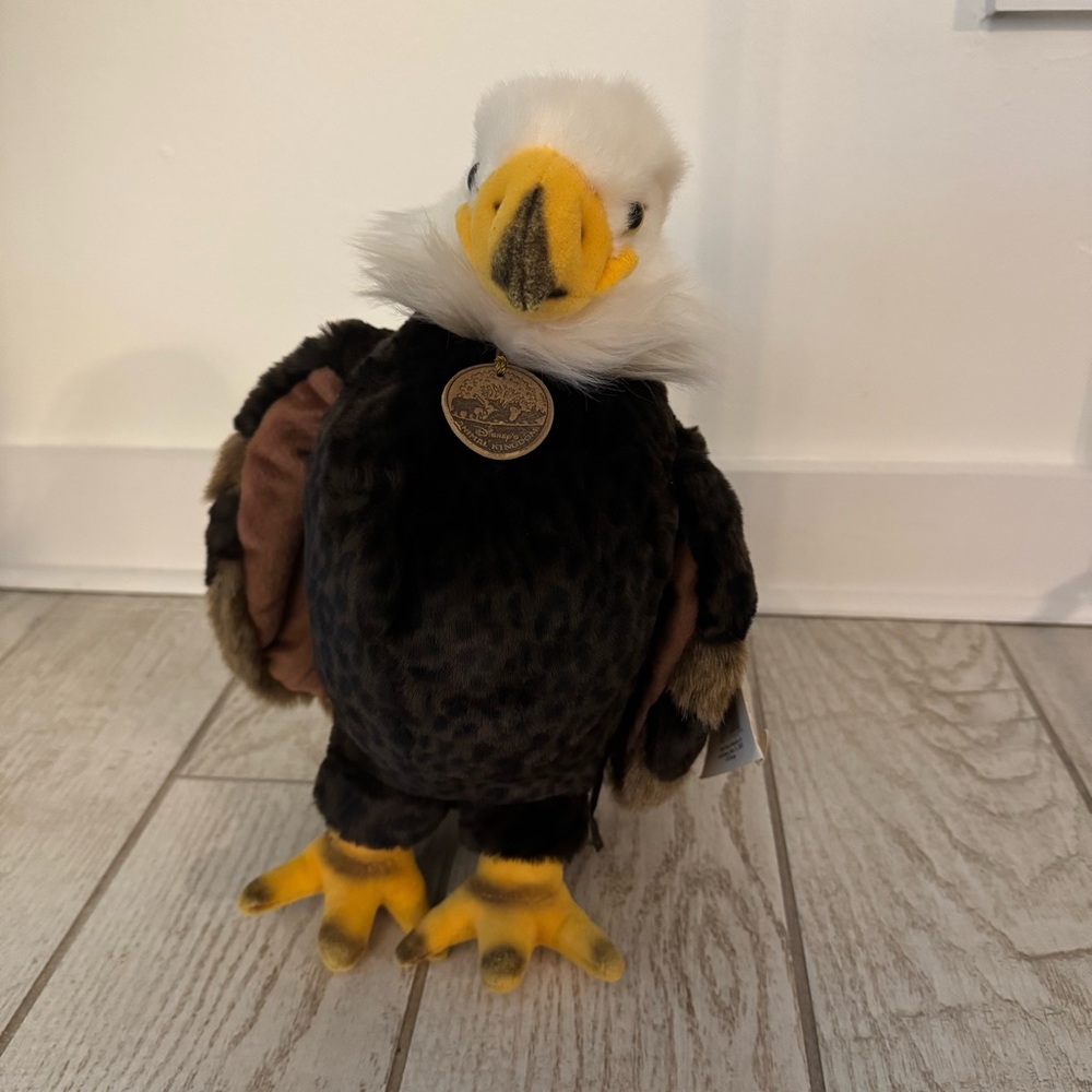 Disney‎ Animal Kingdom Aurora Classic American Bald Eagle Plush Standing 14" NWT